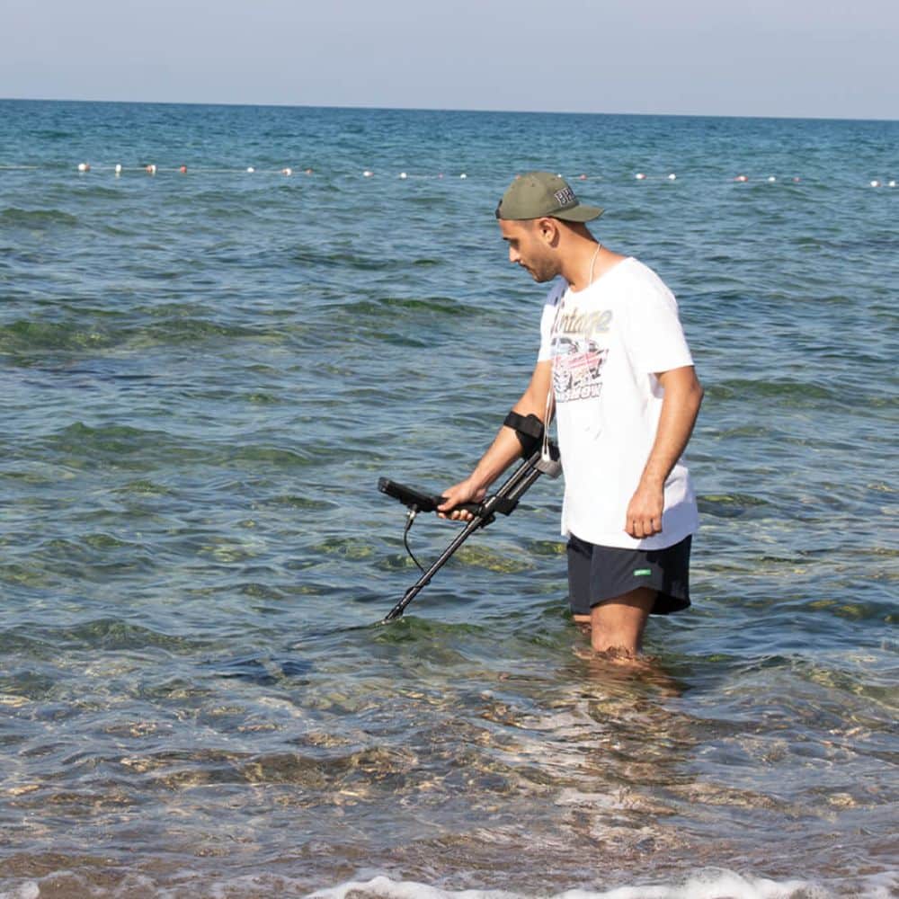 Nokta The Legend Waterproof Treasure Detector - Image 5