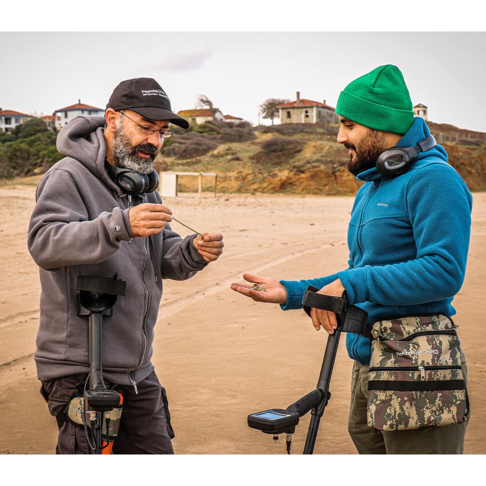 Nokta The Legend Waterproof Treasure Detector - Image 4